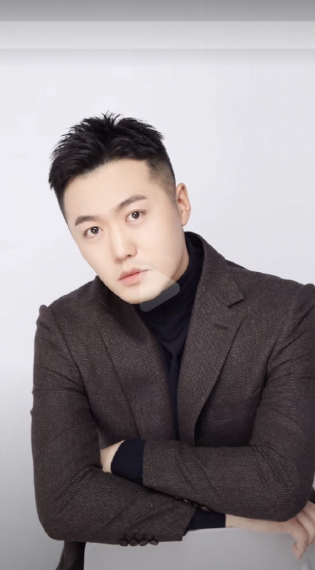 杨天枭的第二张照片--郑州相亲服务中心