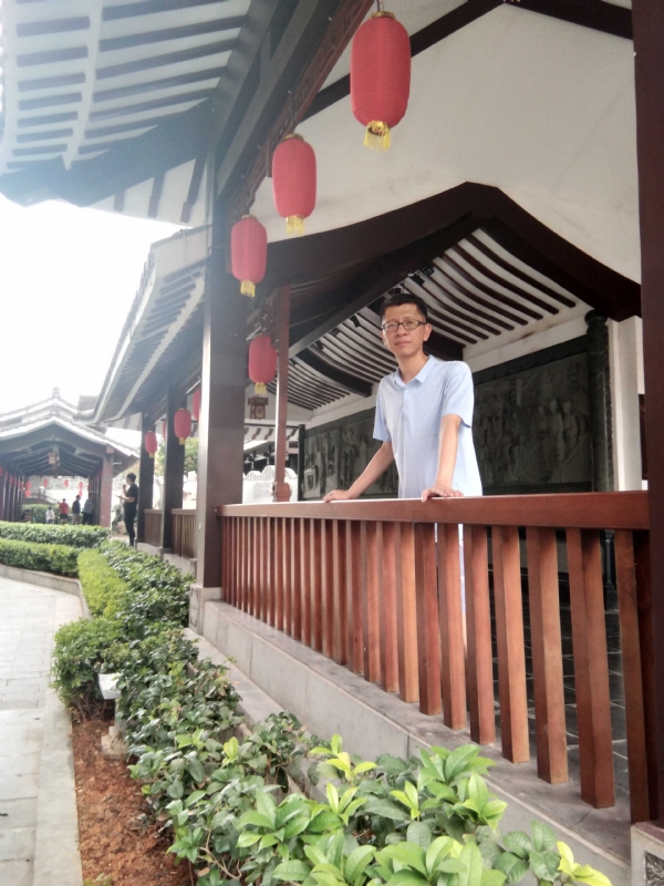 lijian的第一张照片--郑州相亲服务中心