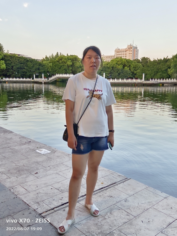 幸福触手可及的第一张照片--郑州相亲服务中心