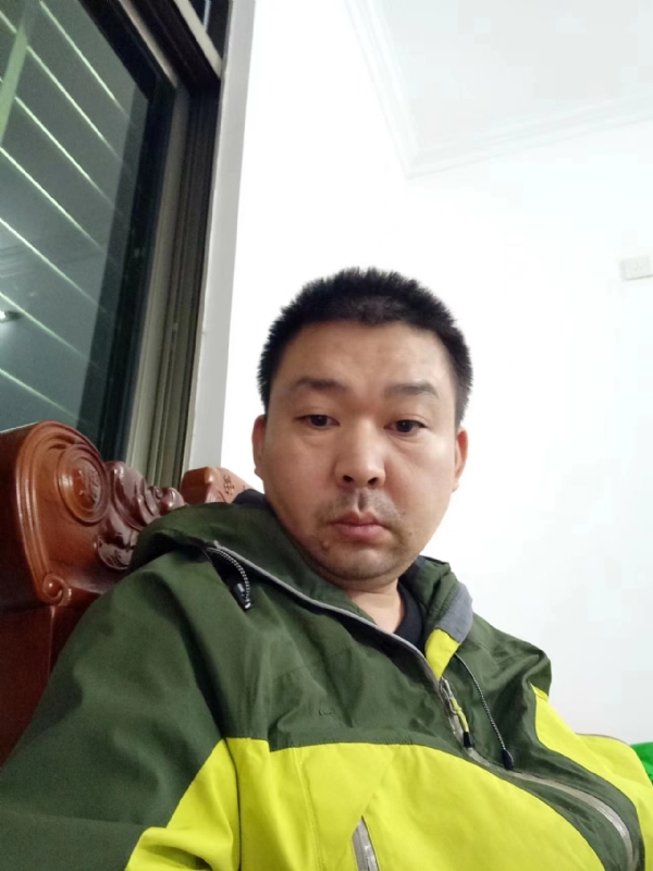 阿汤的第一张照片--郑州相亲服务中心