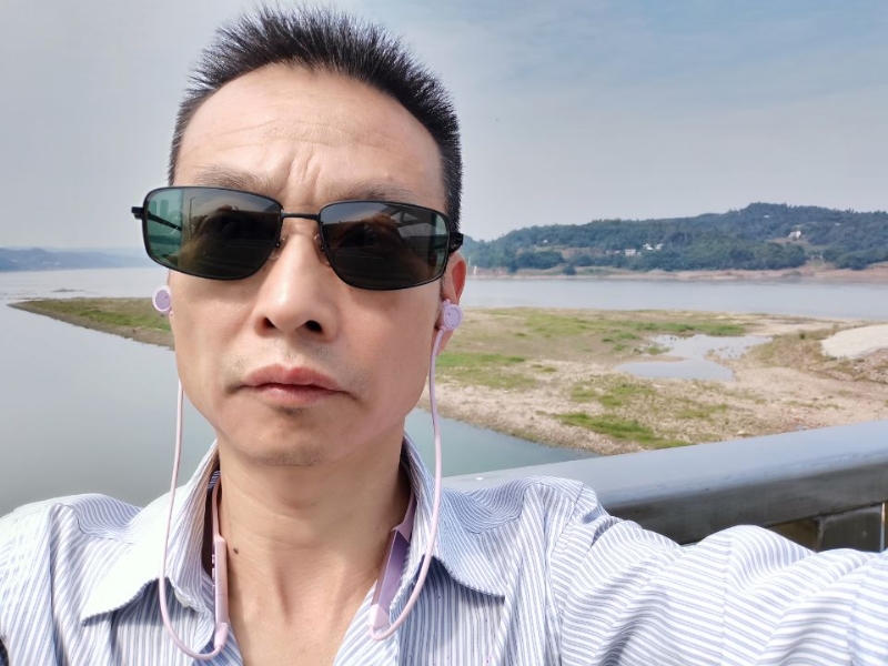 猪哥哥的第一张照片--郑州相亲服务中心