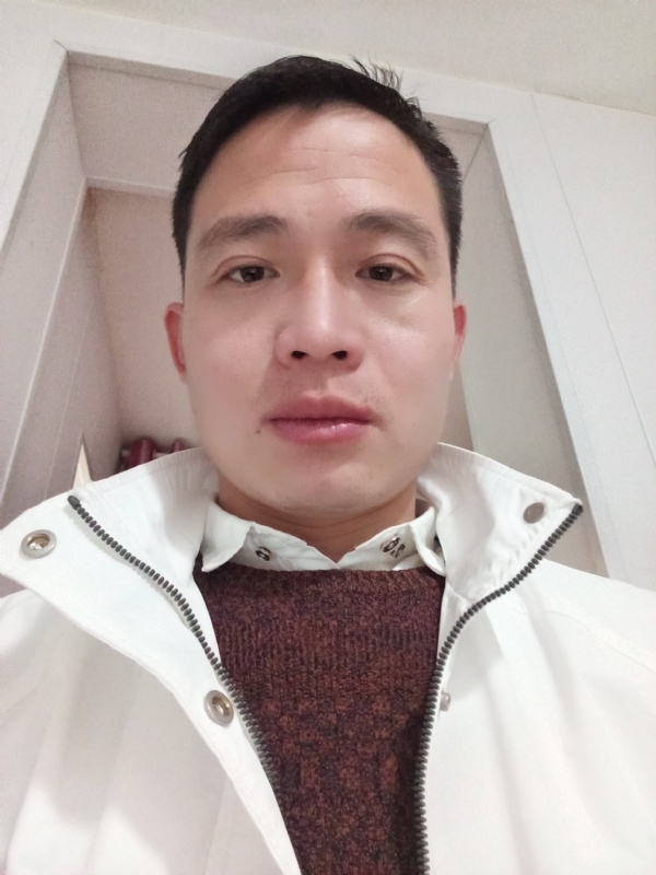 忧伤还是快乐的第一张照片--郑州相亲服务中心