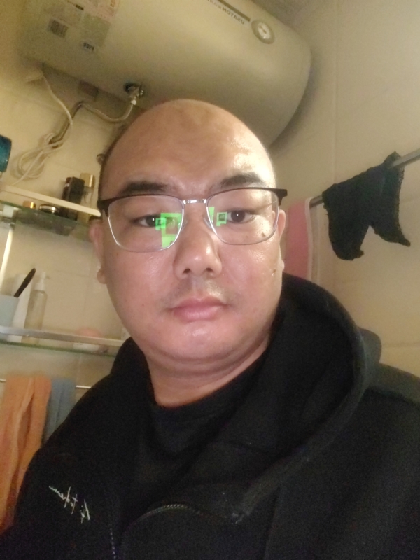 小胖子的第一张照片--郑州相亲服务中心