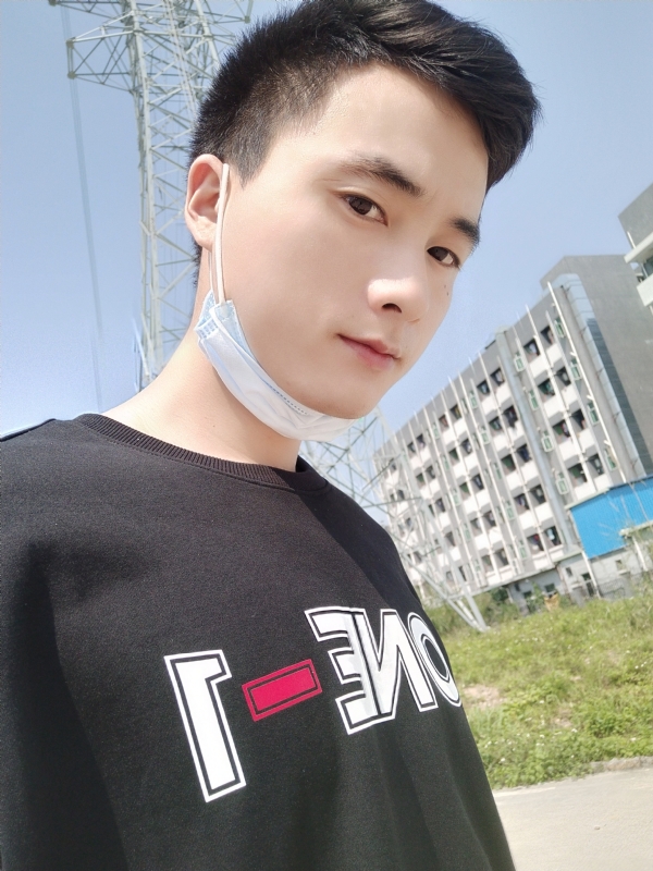 何凡的第一张照片--郑州相亲服务中心