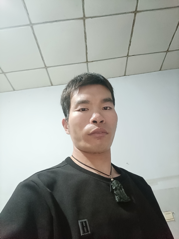 小松(11)的第一张照片--郑州相亲服务中心