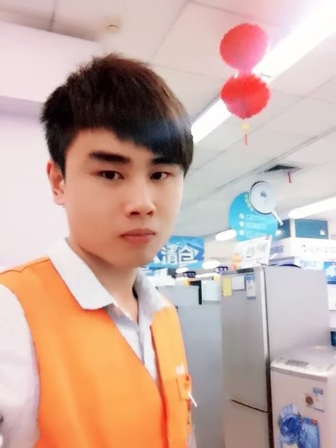 罗自强的第一张照片--郑州相亲服务中心
