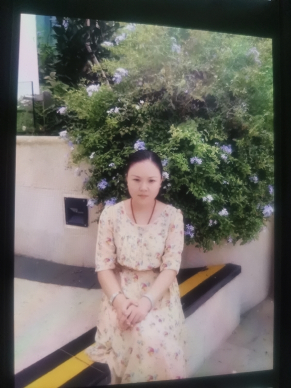 李姝静的第三张照片--郑州相亲服务中心