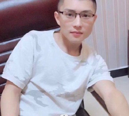 辉辉辉的第二张照片--郑州相亲服务中心