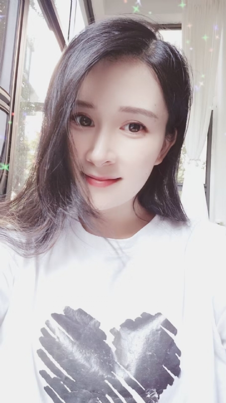 晨曦的第二张照片--郑州相亲服务中心