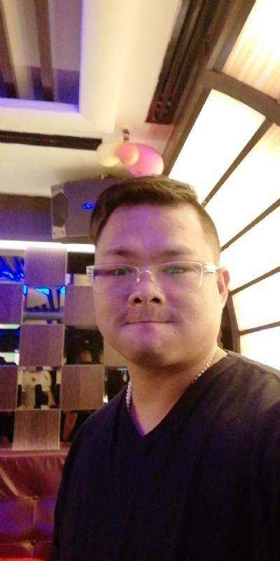 单名一个伟的第一张照片--郑州相亲服务中心