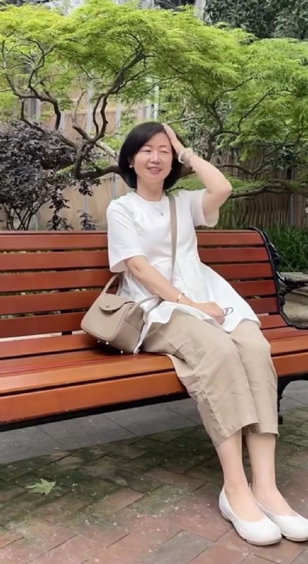 千年老母猪的第一张照片--郑州相亲服务中心