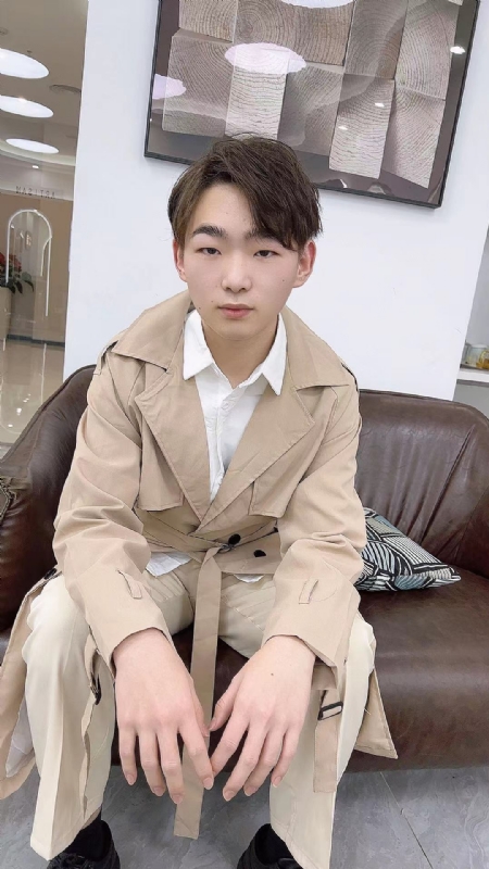 啊哲的第二张照片--郑州相亲服务中心
