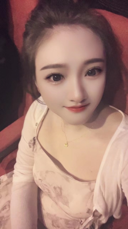 不倾城的第二张照片--郑州相亲服务中心