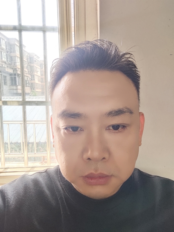 爱人先爱己的第一张照片--郑州相亲服务中心
