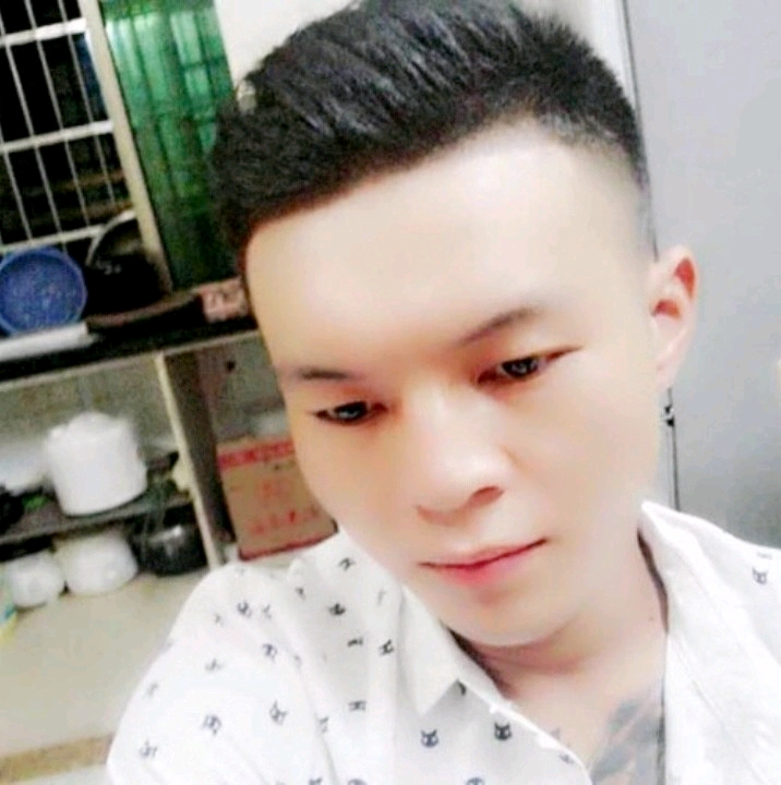 子龙的第一张照片--郑州相亲服务中心