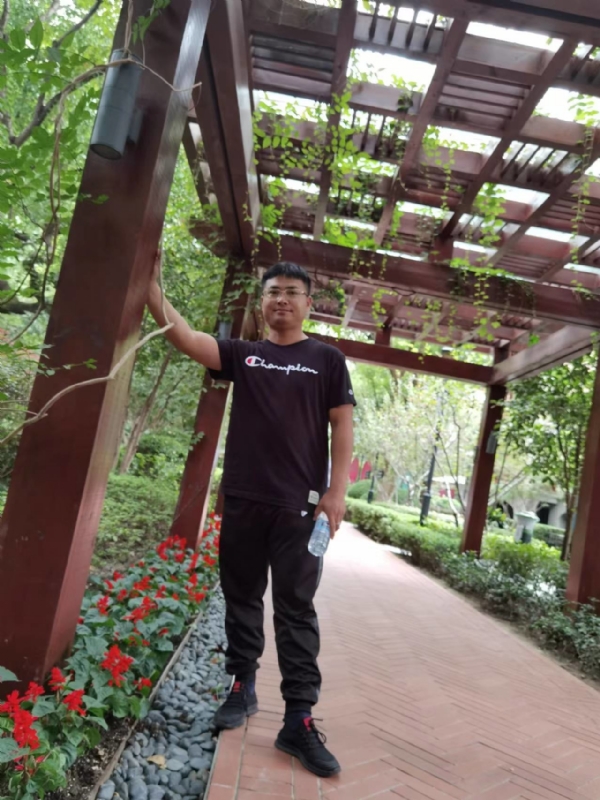 会飞的鱼的第四张照片--郑州相亲服务中心