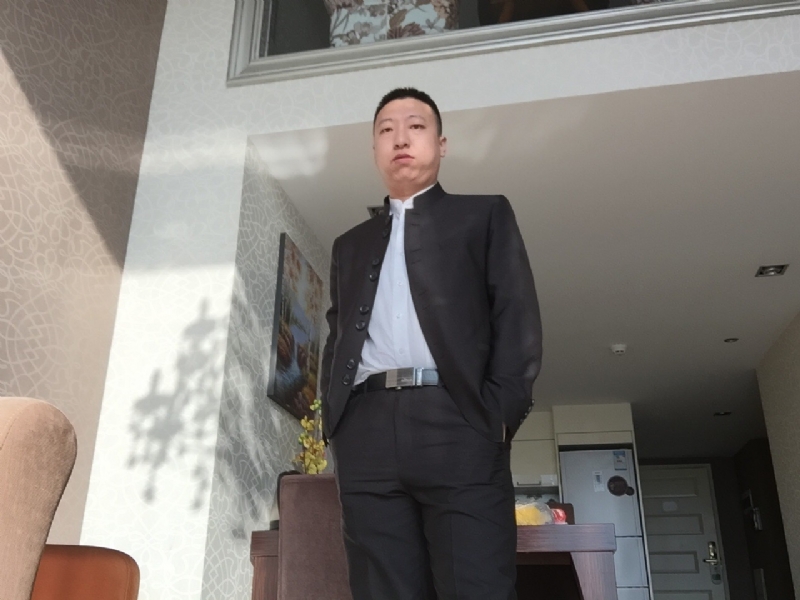 雅小炁的第一张照片--郑州相亲服务中心