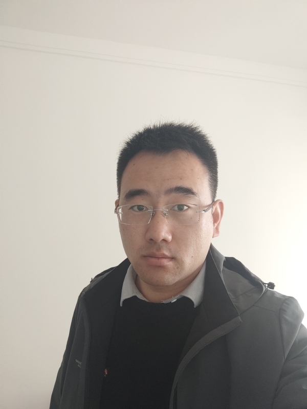 真诚的第一张照片--郑州相亲服务中心