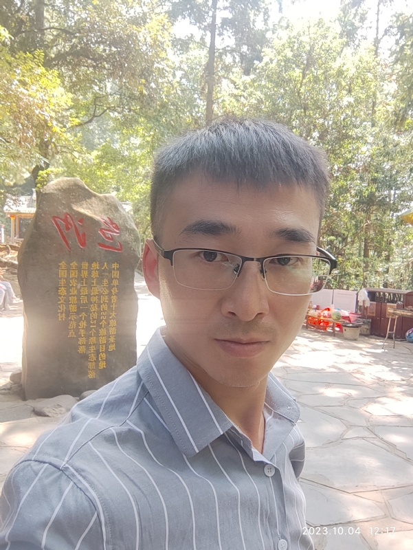 未来可期的第一张照片--郑州相亲服务中心