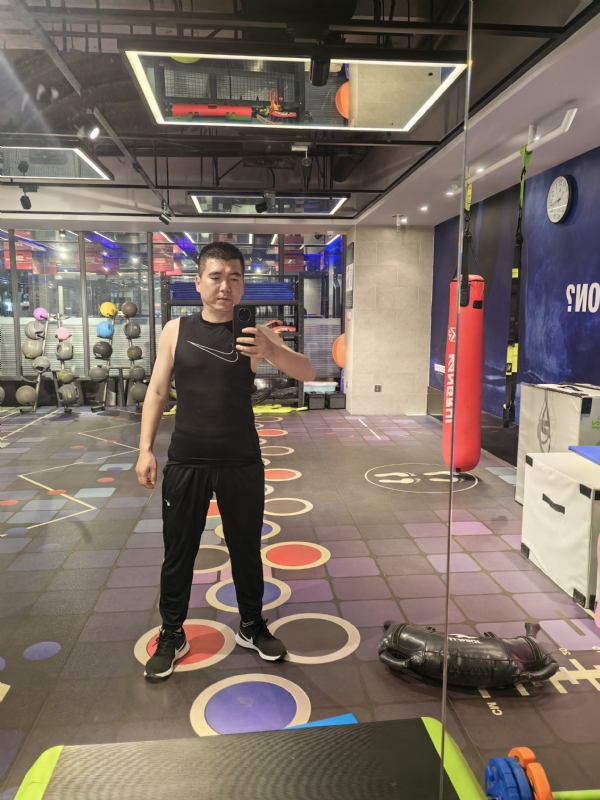 哈哈哈哈哈的第一张照片--郑州相亲服务中心