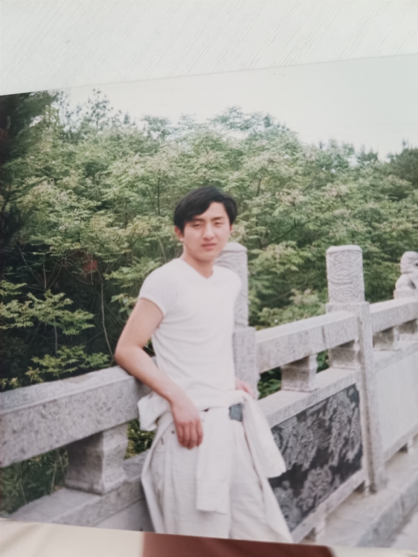 朱琦的第二张照片--郑州相亲服务中心
