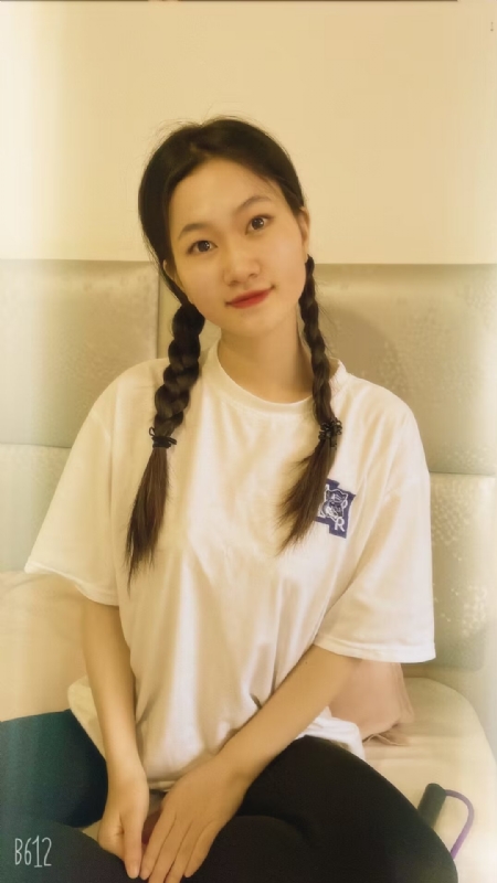 Mia的第三张照片--郑州相亲服务中心