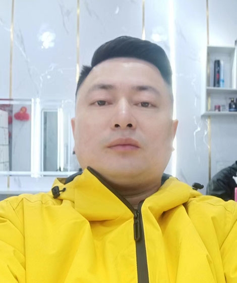 曾哥的第一张照片--郑州相亲服务中心