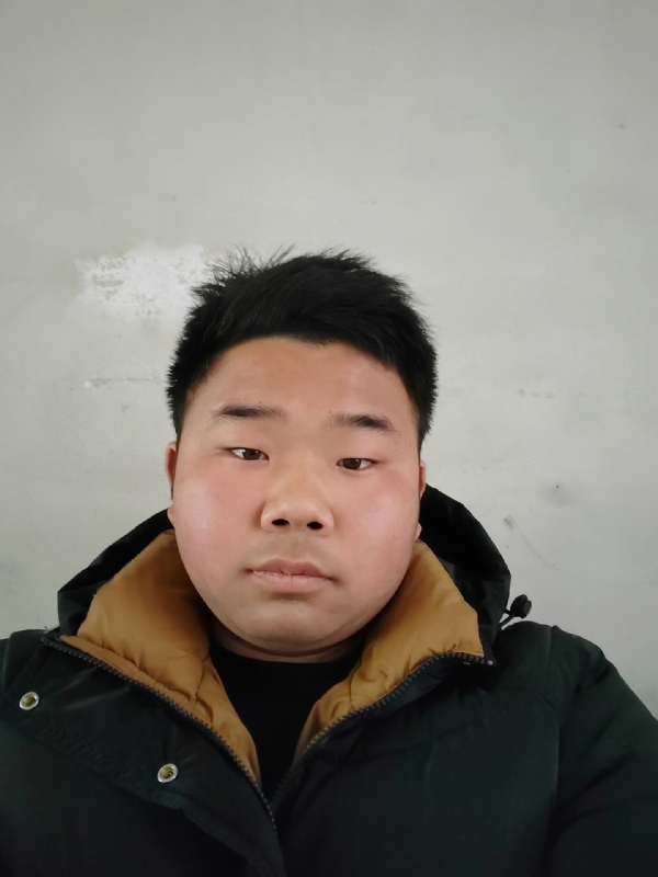 精神饱满的第四张照片--郑州相亲服务中心