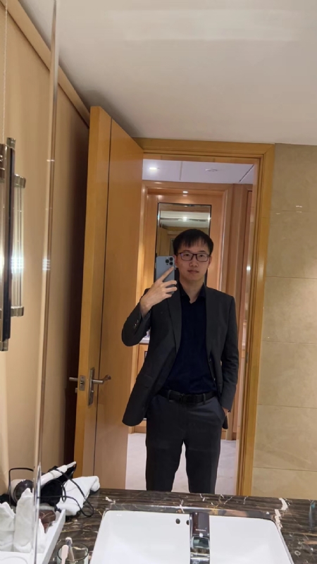 熊先生的第一张照片--郑州相亲服务中心