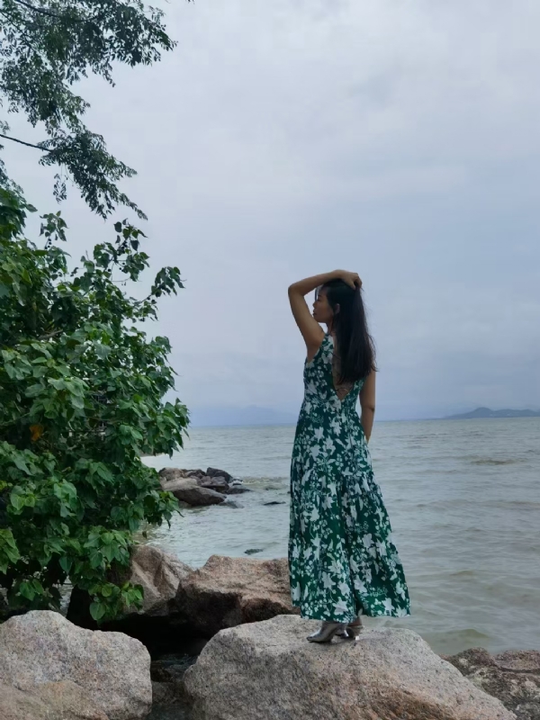甜以待人的第四张照片--郑州相亲服务中心