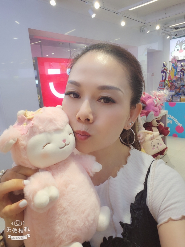 暖*爱的第一张照片--郑州相亲服务中心