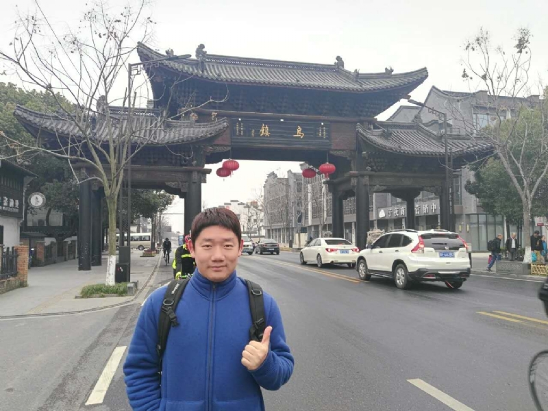 秋风秋雨的第一张照片--郑州相亲服务中心