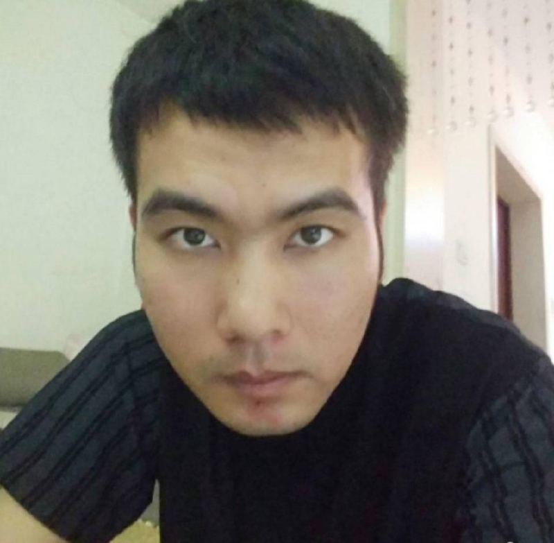 哭泣的小三的第一张照片--郑州相亲服务中心