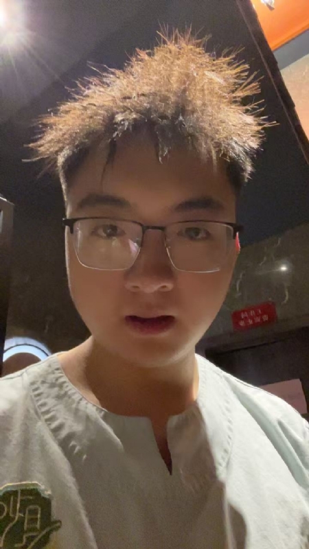 成熟稳重的男士的第一张照片--郑州相亲服务中心