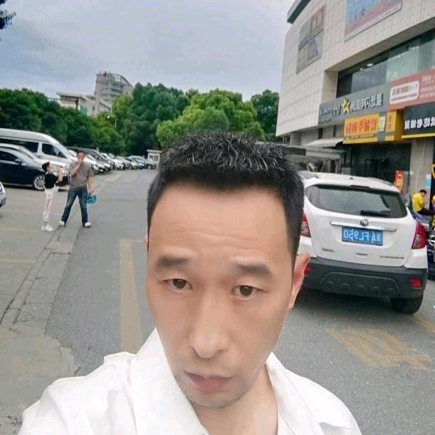 小林的第一张照片--郑州相亲服务中心