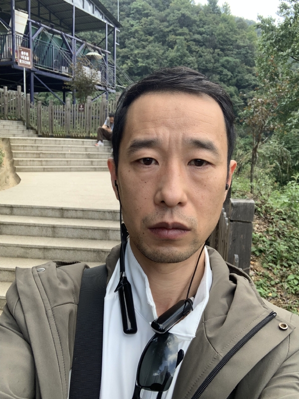 小林的第二张照片--郑州相亲服务中心