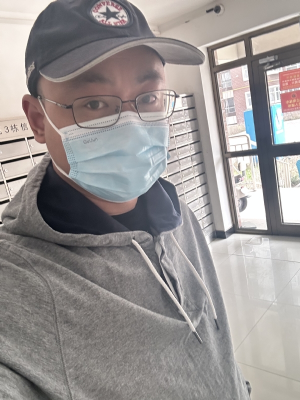 冰的第一张照片--郑州相亲服务中心