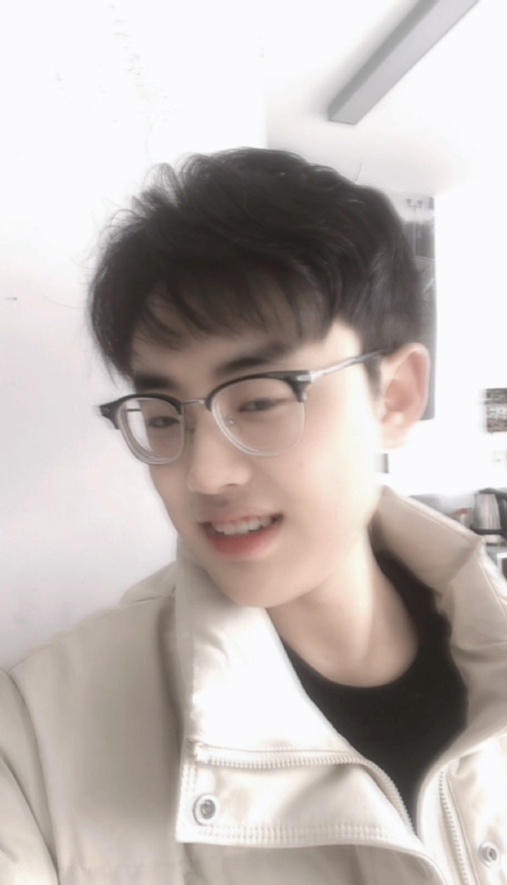 梁21的第一张照片--郑州相亲服务中心