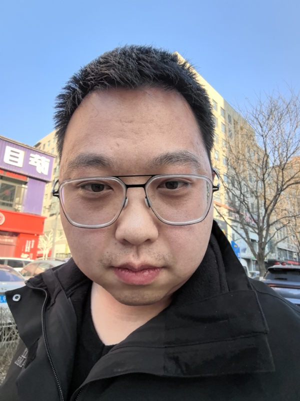 宋哲的第一张照片--郑州相亲服务中心