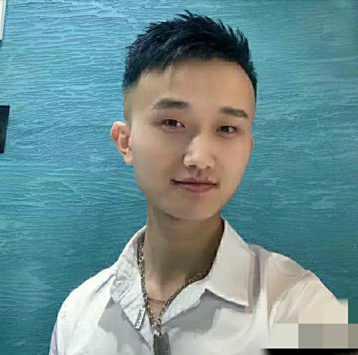 小哥哥的第一张照片--郑州相亲服务中心