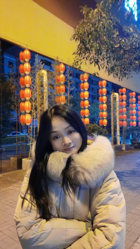 伊伊的第二张照片--郑州相亲服务中心