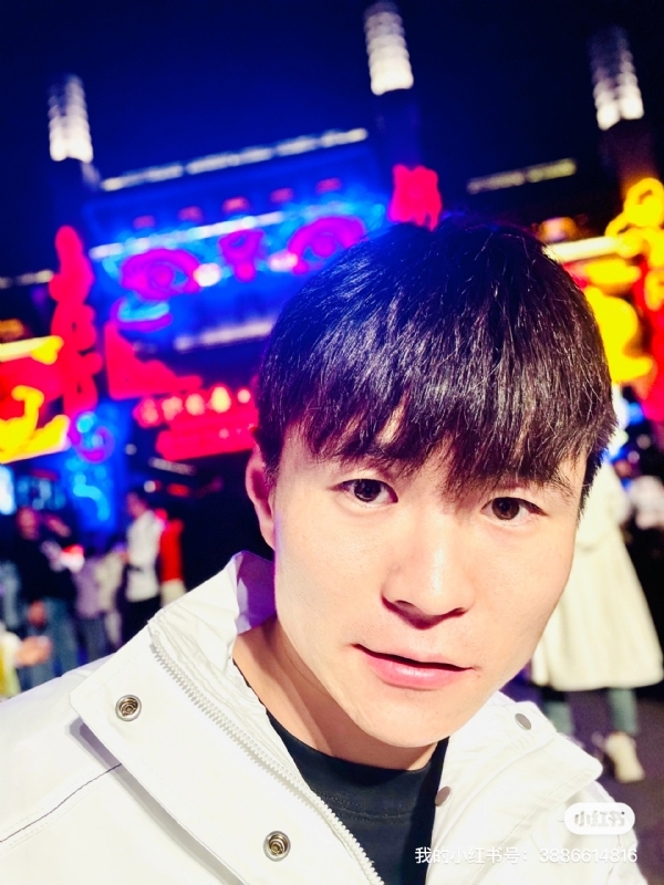 两年又三年的第二张照片--郑州相亲服务中心