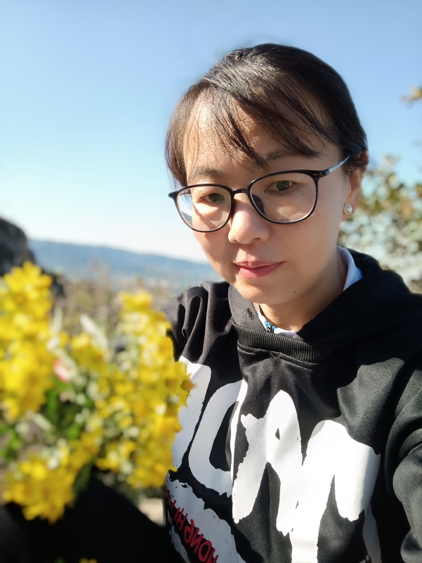 丽丽的第一张照片--郑州相亲服务中心