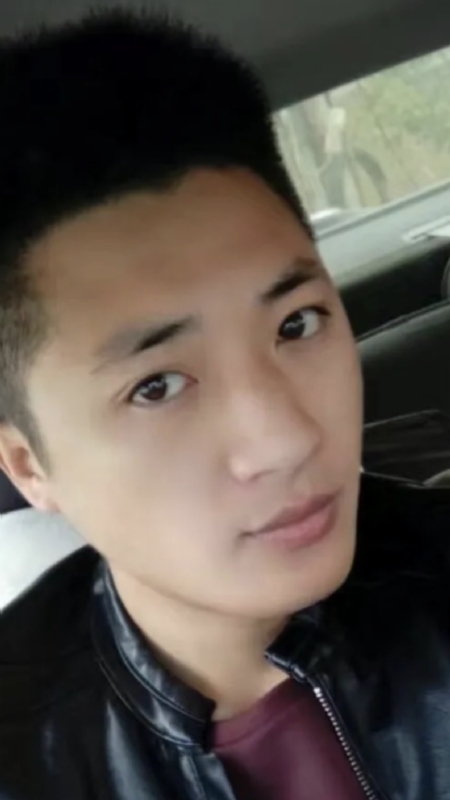 小汤米的第二张照片--郑州相亲服务中心