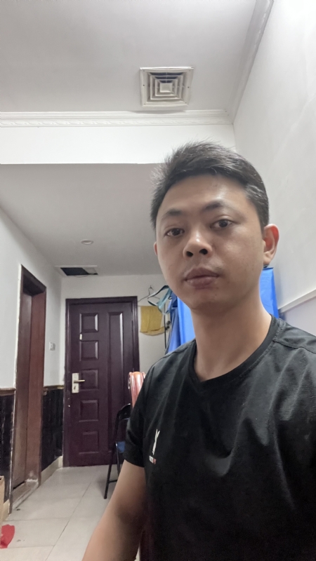 飞天猪的第一张照片--郑州相亲服务中心