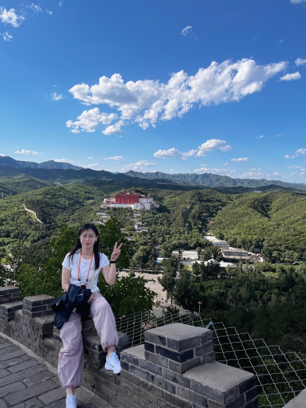 小柒的第三张照片--郑州相亲服务中心