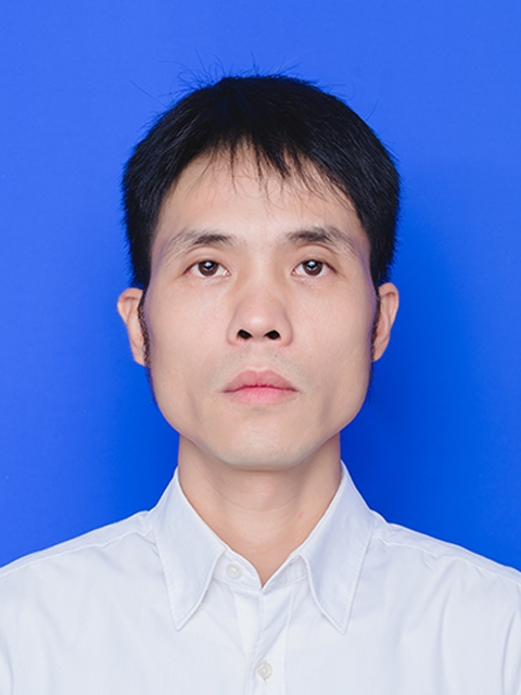 魅力中年的第一张照片--郑州相亲服务中心