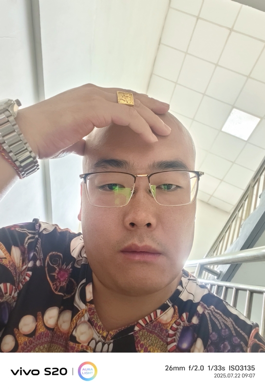 一生诺言的第五张照片--郑州相亲服务中心