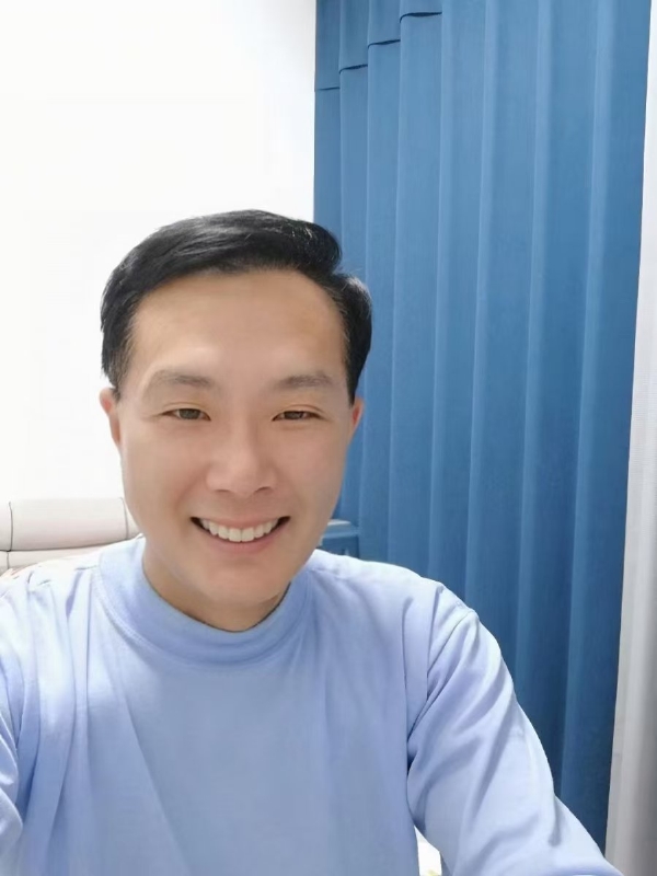 枫叶的第三张照片--郑州相亲服务中心