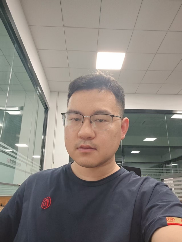雨落浅响的第一张照片--郑州相亲服务中心